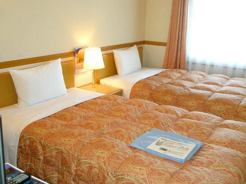 Toyoko Inn Hokkaido Sapporo-Eki Minami-Guchi Dış mekan fotoğraf